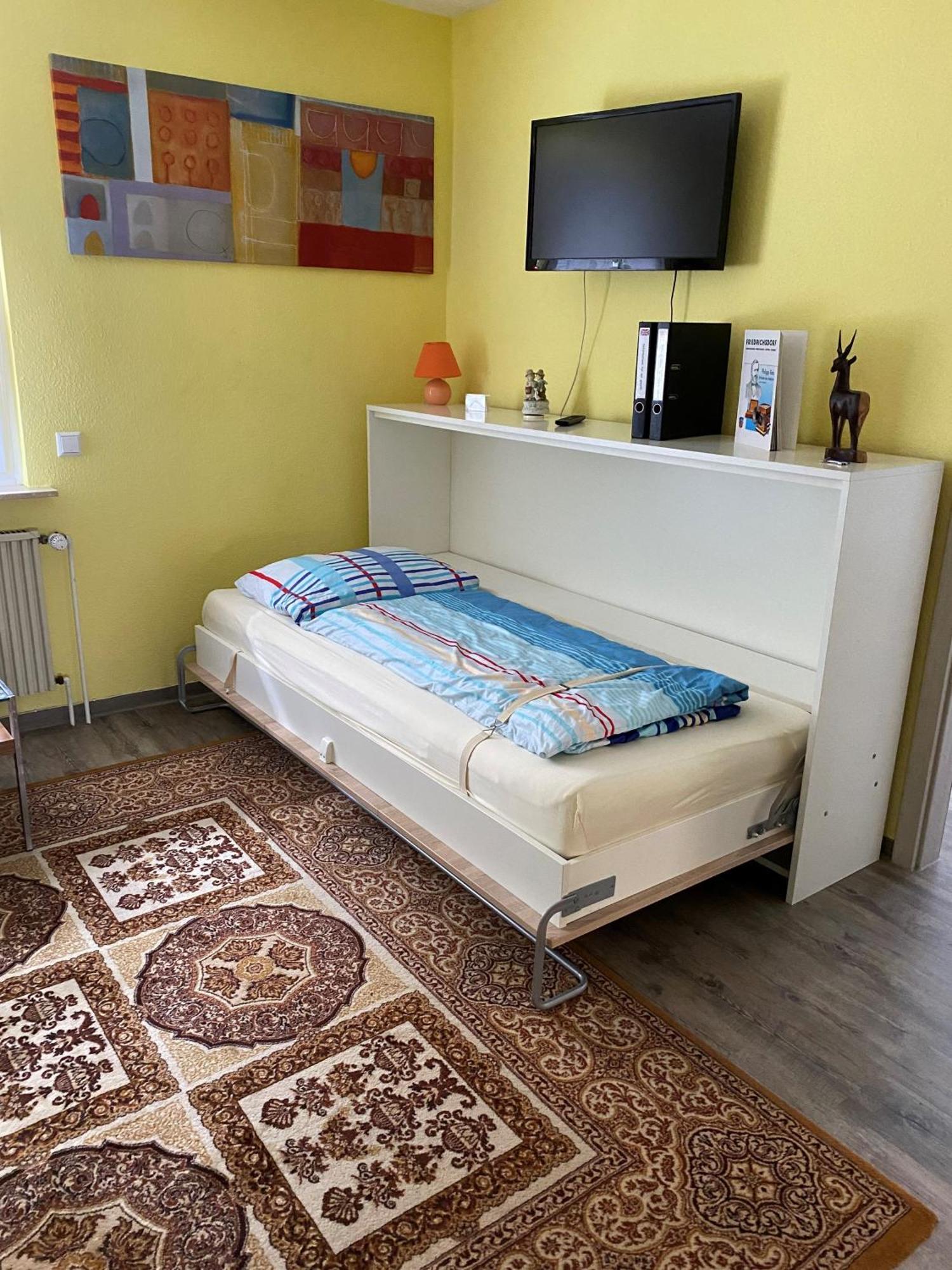 Ferienwohnung Pfeifer Friedrichsdorf Exterior foto